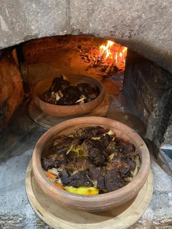 Bujtina Vrenezi Otel Peshkopi Dış mekan fotoğraf